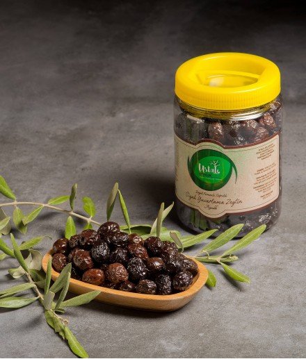 Ayvalık Doğal Fermente Sofralık Pet Siyah Yuvarlama Zeytin 1 KG